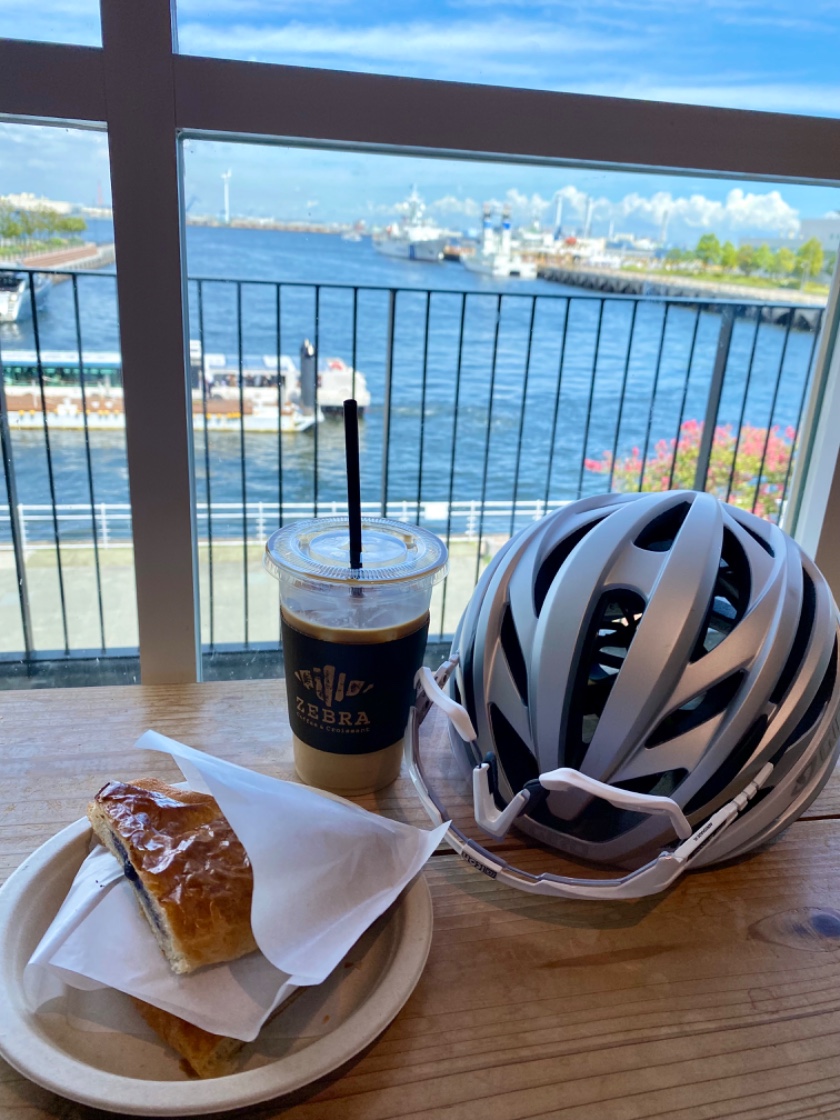 ZEBRA Coffee & Croissant 横浜店 | 神奈川県の軽食でひと休み